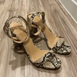 Express Stacked Heel - Snake Skin Print